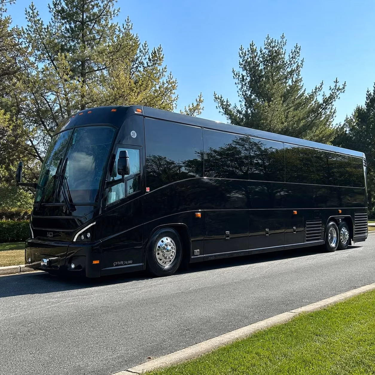 book employee transportation in clarksville or any city nearby