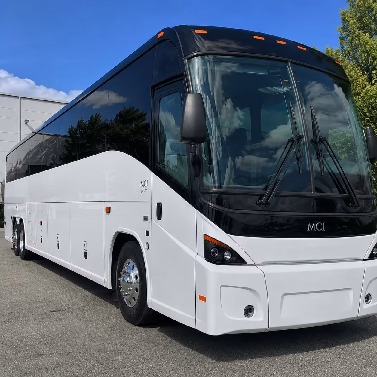 charterbusclarksville com lets you compare clarksville airport shuttle options from dozens of providers