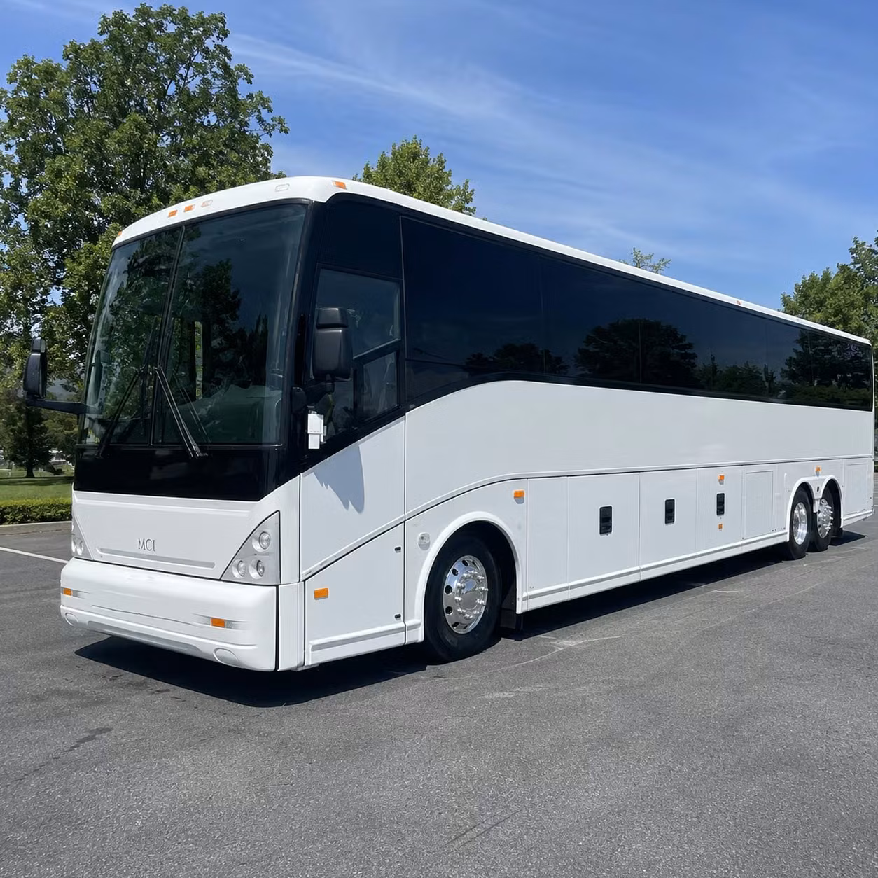 clarksville charter bus hero 3