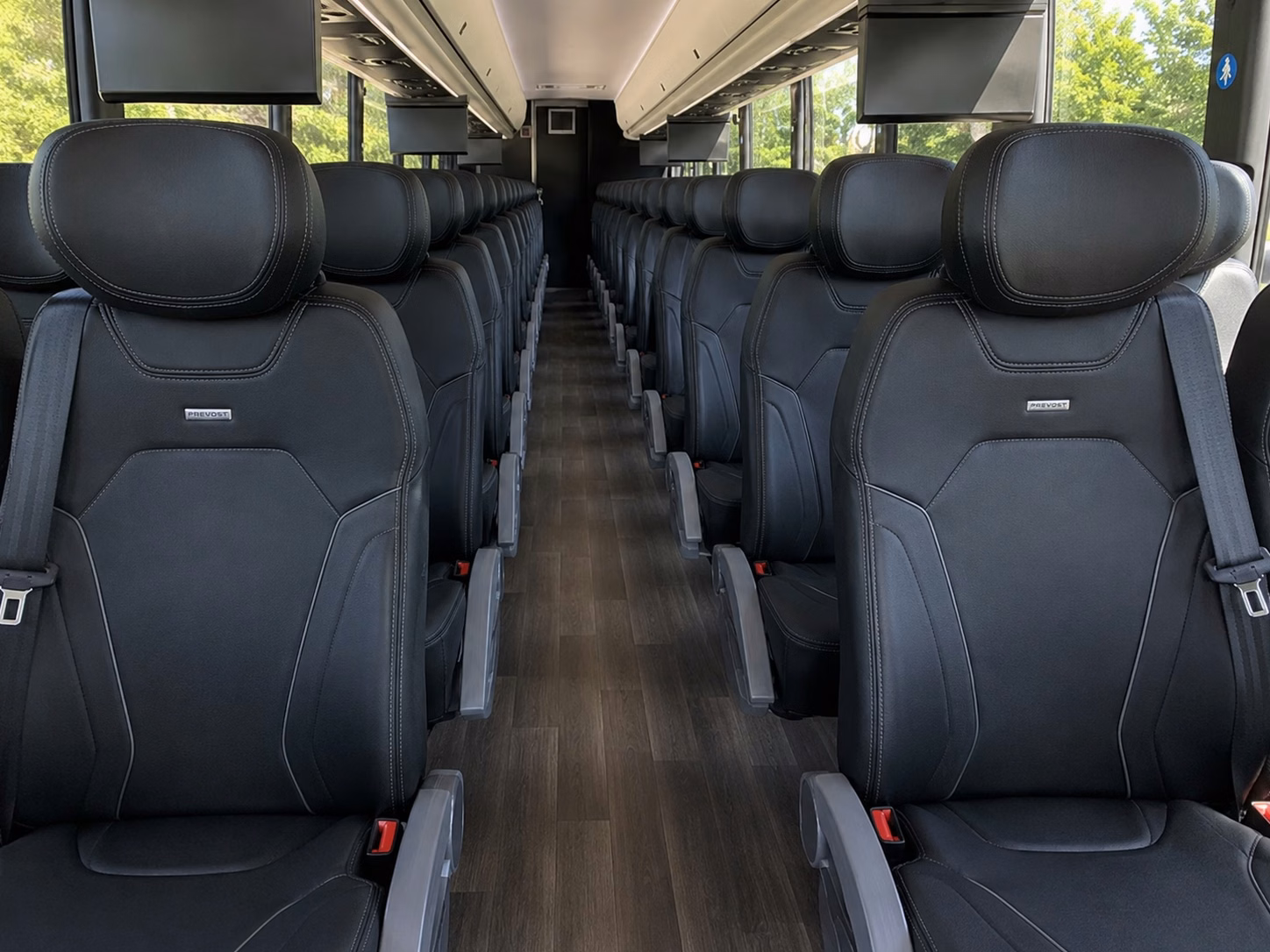 give your corporate sports outing the private transportation it deserves